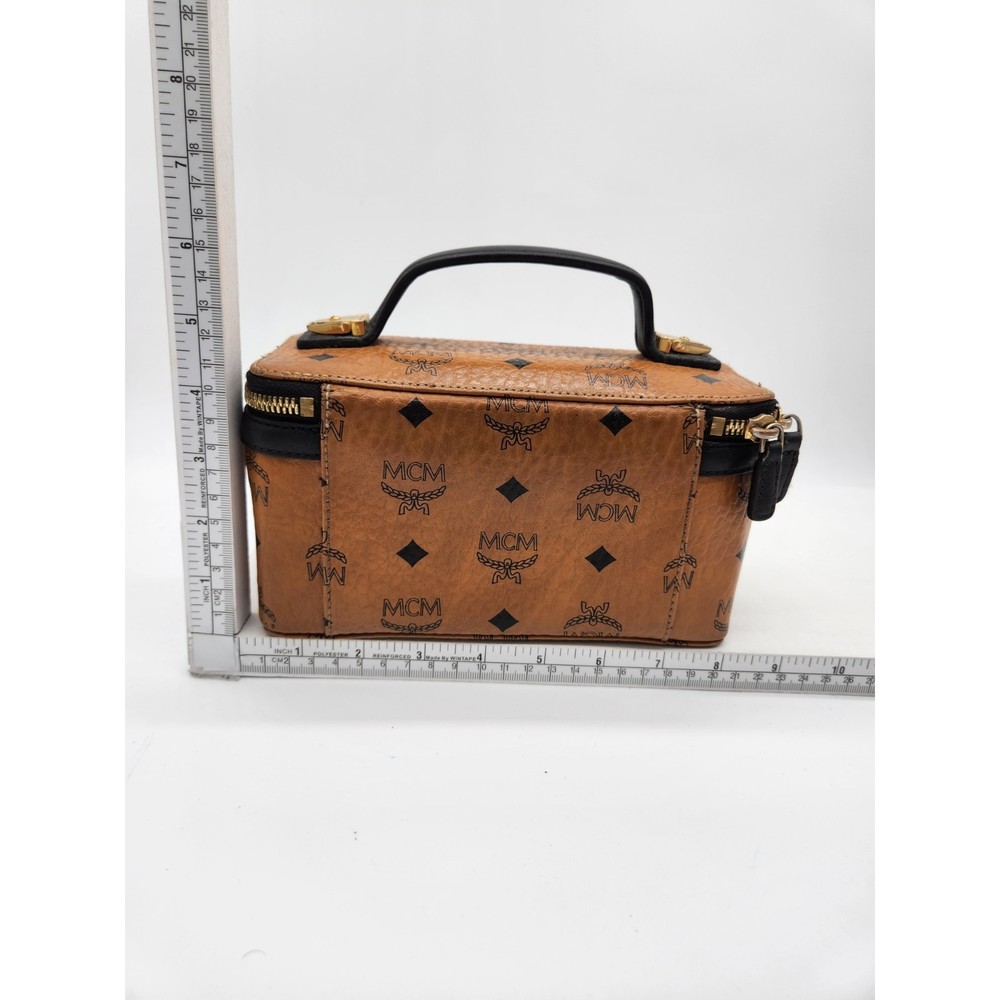 ❤️SOLD❤️MCM ROCKSTAR VANITY 331MCMXAiJ - Picture 7 of 13